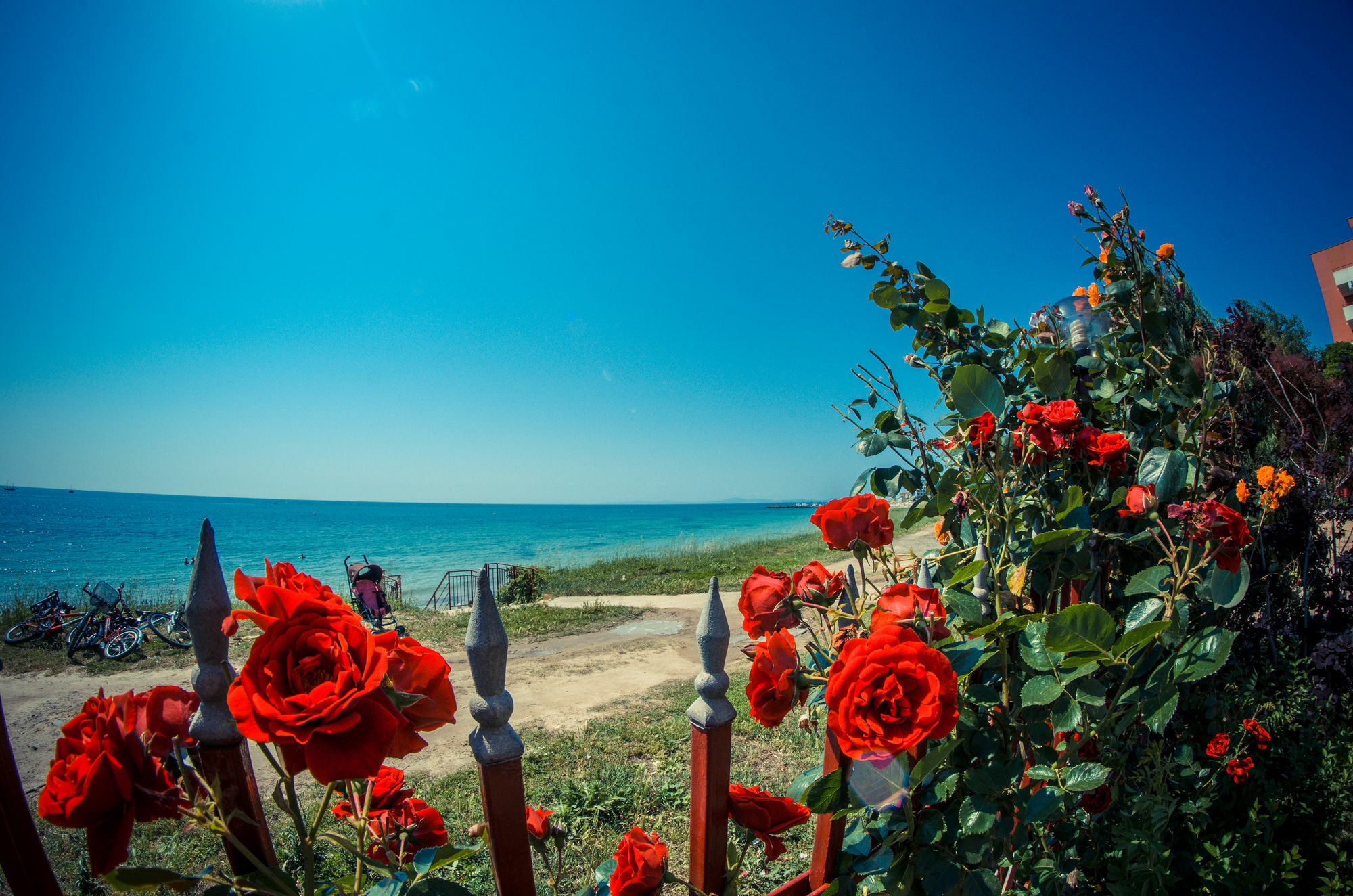 Riviera Fort Beach Равда Экстерьер фото