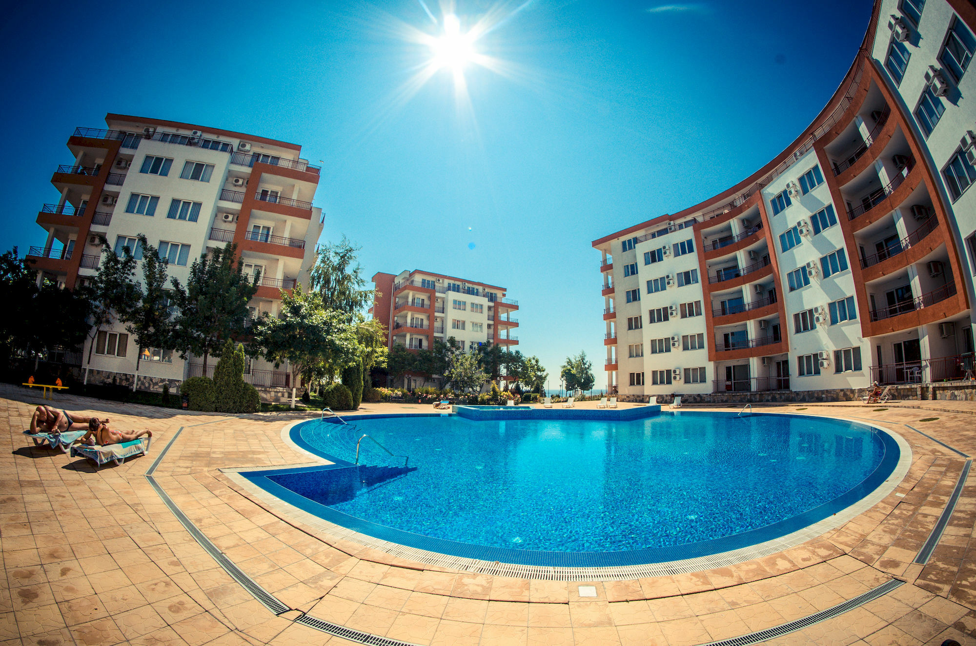 Riviera Fort Beach Равда Экстерьер фото