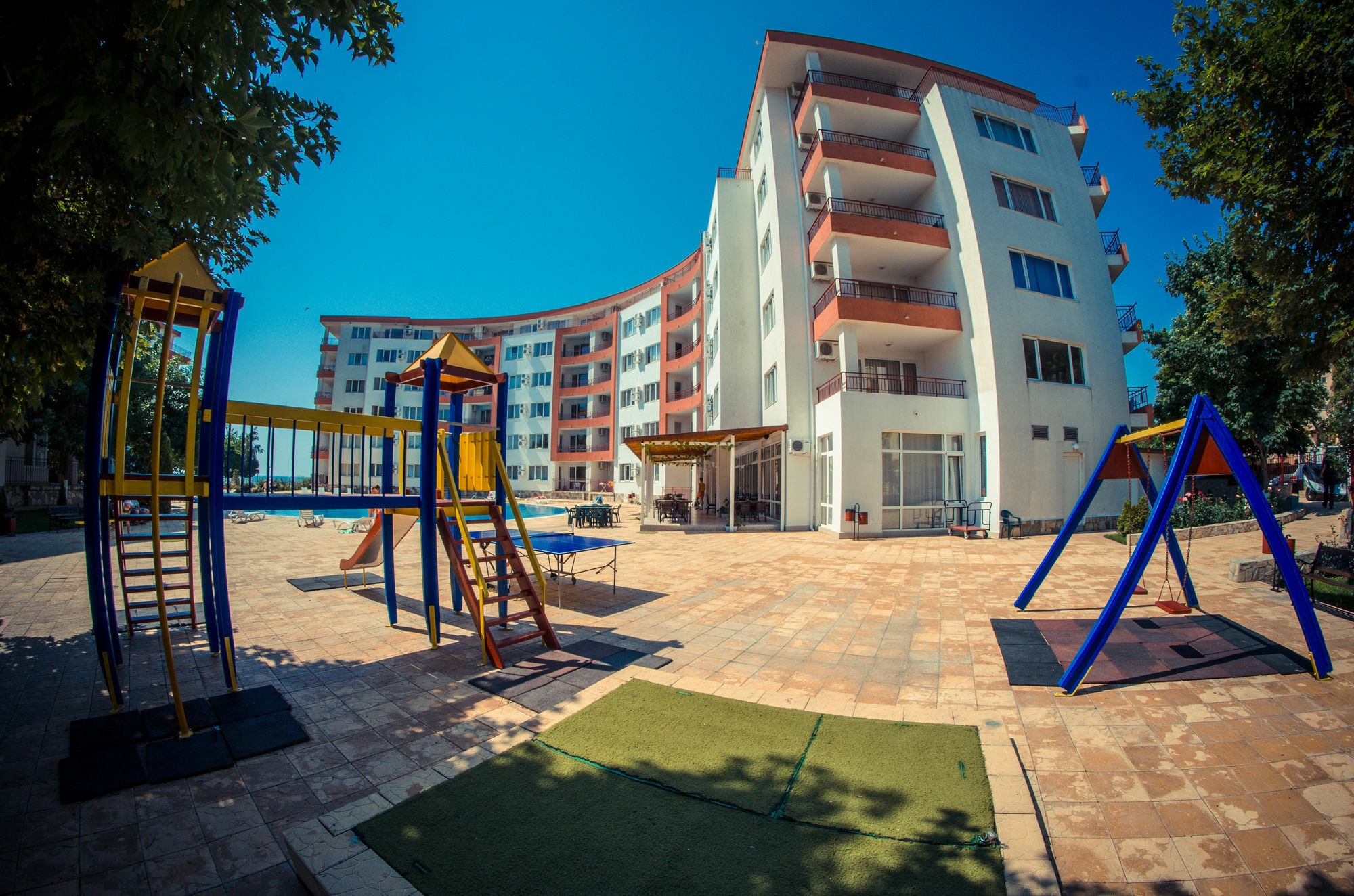 Riviera Fort Beach Равда Экстерьер фото