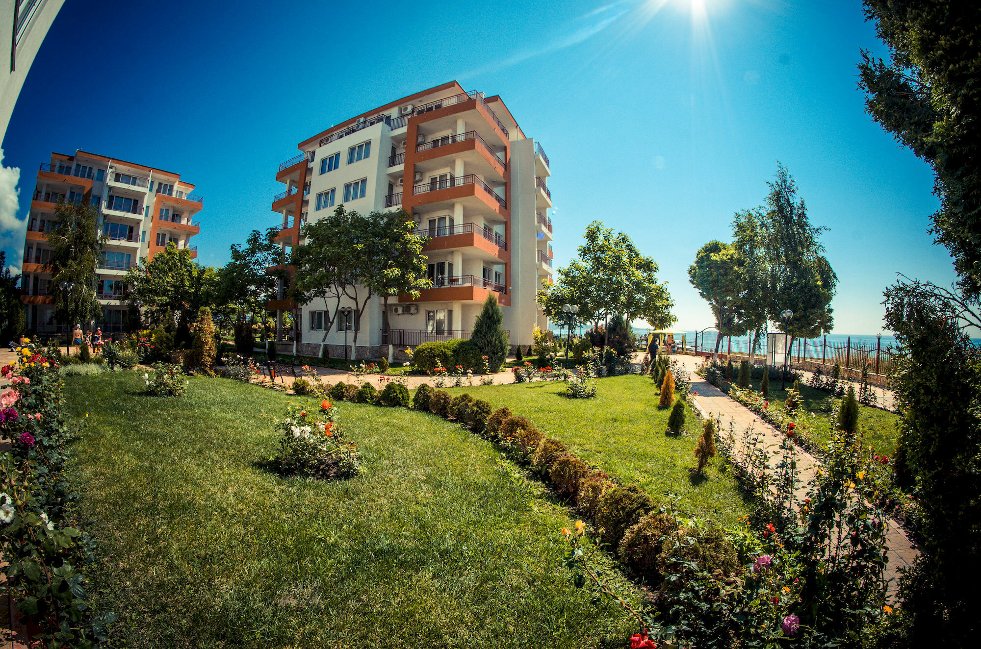 Riviera Fort Beach Равда Экстерьер фото