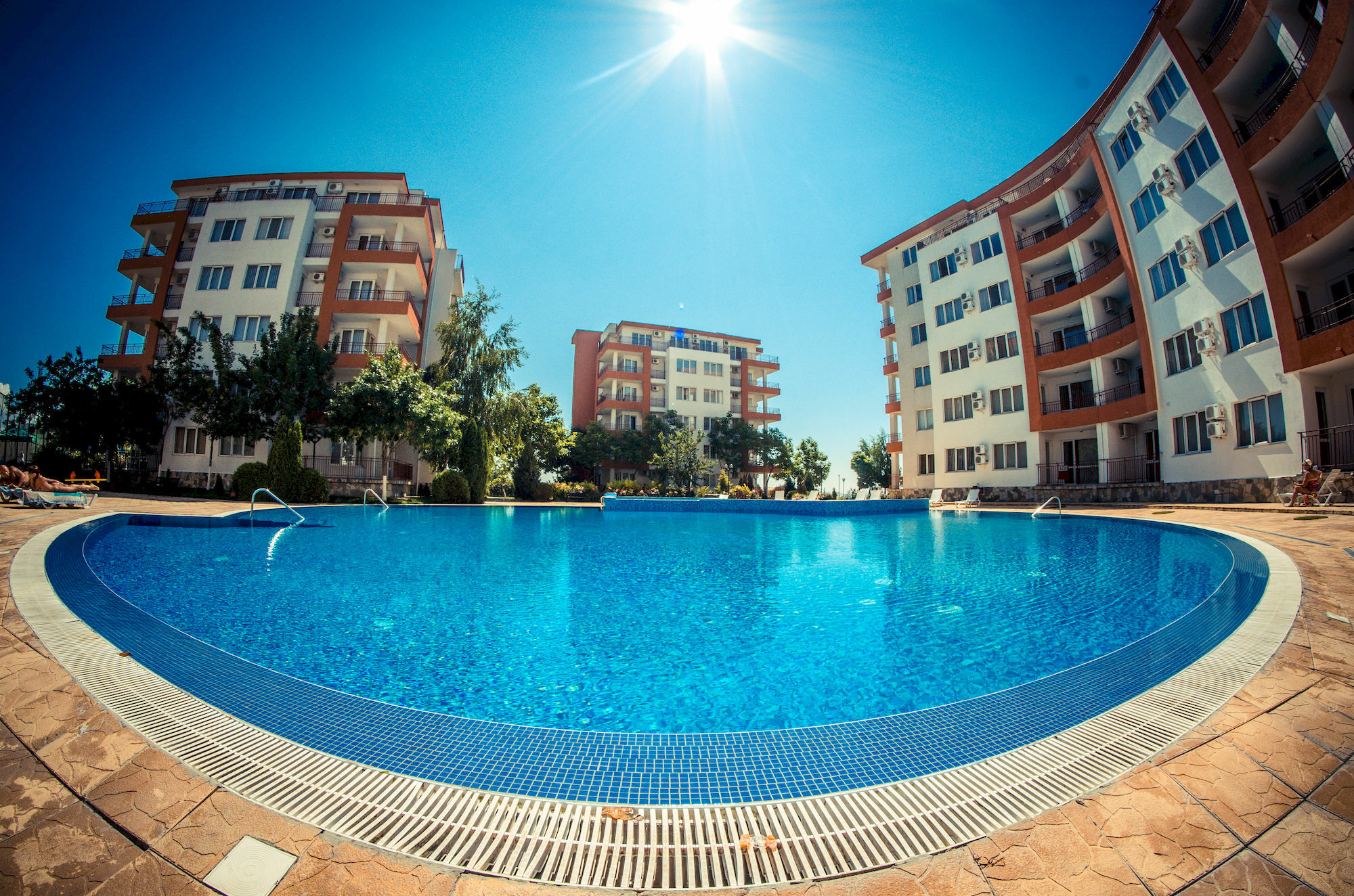 Riviera Fort Beach Равда Экстерьер фото